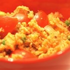 Scharfer Couscous-Salat mit Nuss-Tofu