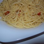 Spaghetti mit Knoblauch und Chilischoten