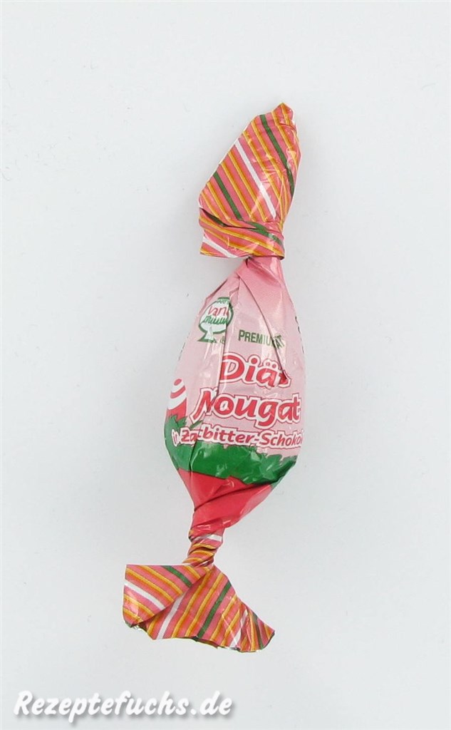 Diät Nougat Schokoladenei