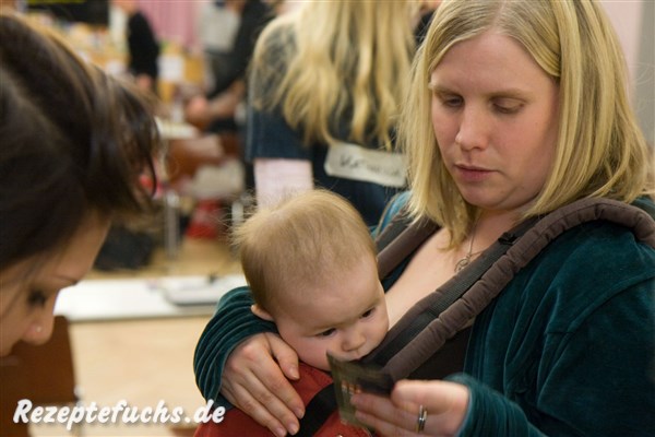 Auch die kleinsten Veganer interessieren sich schon für Inhaltsstoffe. 