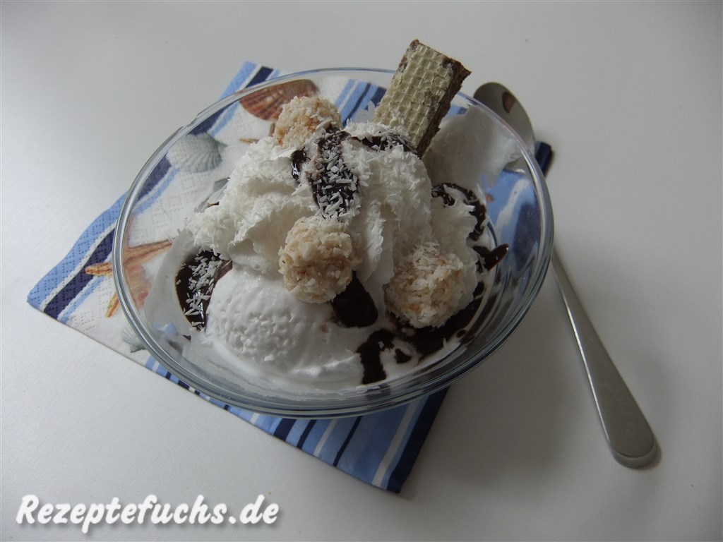 Eisbecher "Caribbean Cocos"