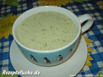 Blumenkohl-Cremesuppe mit Kräutern
