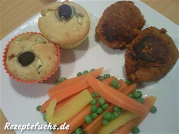 Frikadellen mit Gemüse und herzhaften Muffins