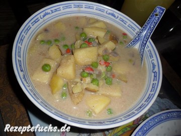 Indische Kartoffel-Erbsen-Suppe