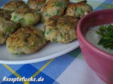 Kartoffel-Küchlein mit Kräuterdip