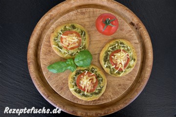 Mini Pesto-Pizzen