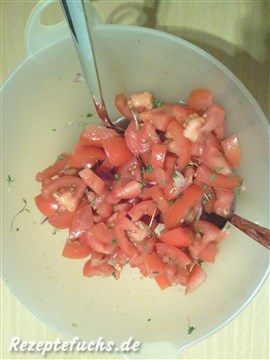 Tomatensalat mit Kresse